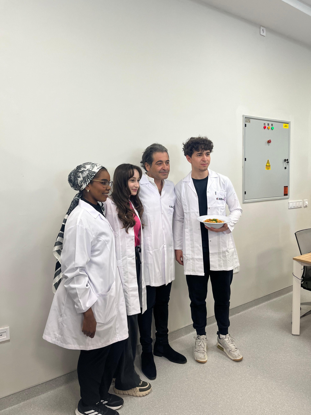 1748853934-WhatsApp Image 2025-06-02 at 10.22.48 _4_.jpeg